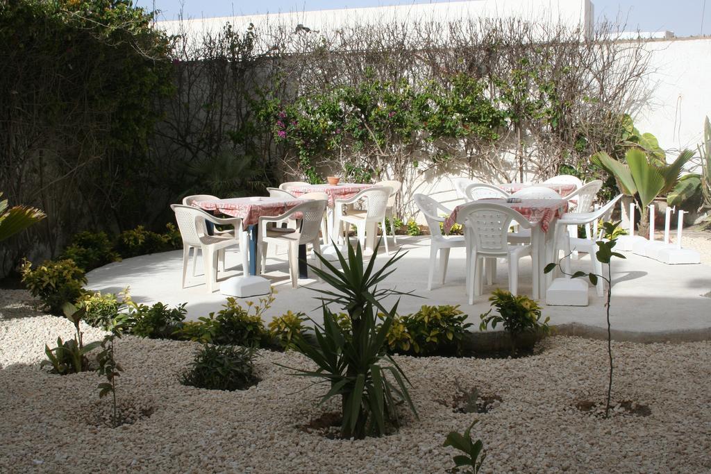 Auberge Keur Diame Дакар Экстерьер фото