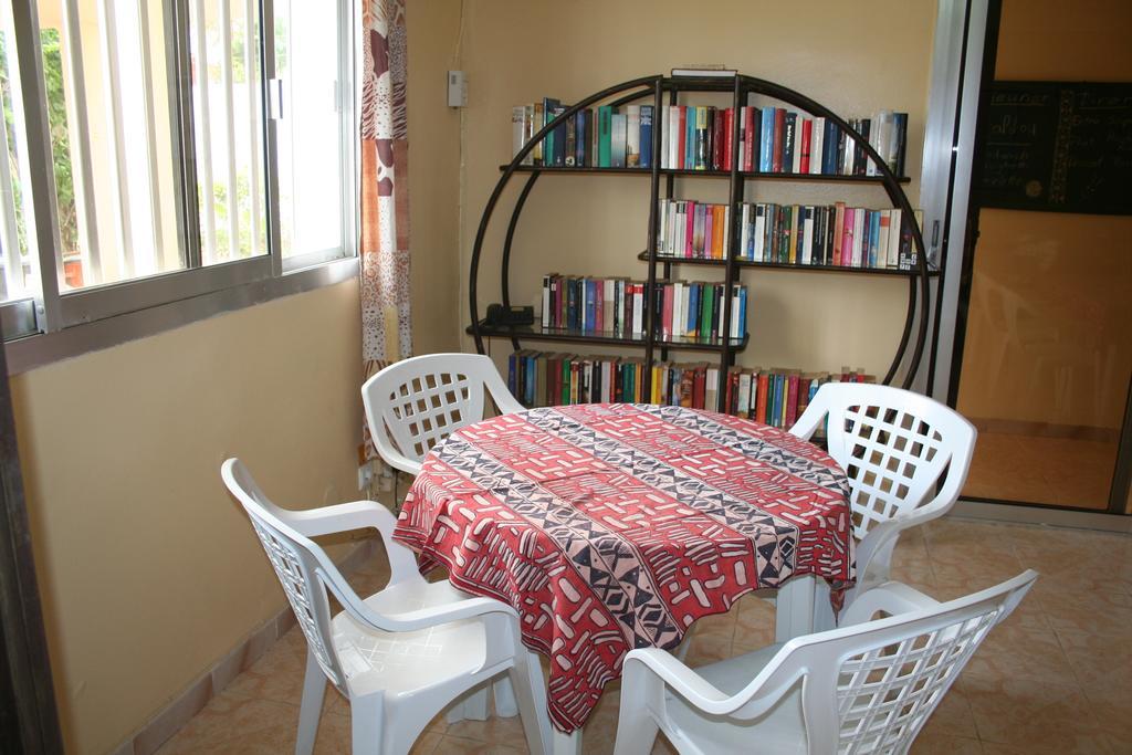 Auberge Keur Diame Дакар Экстерьер фото
